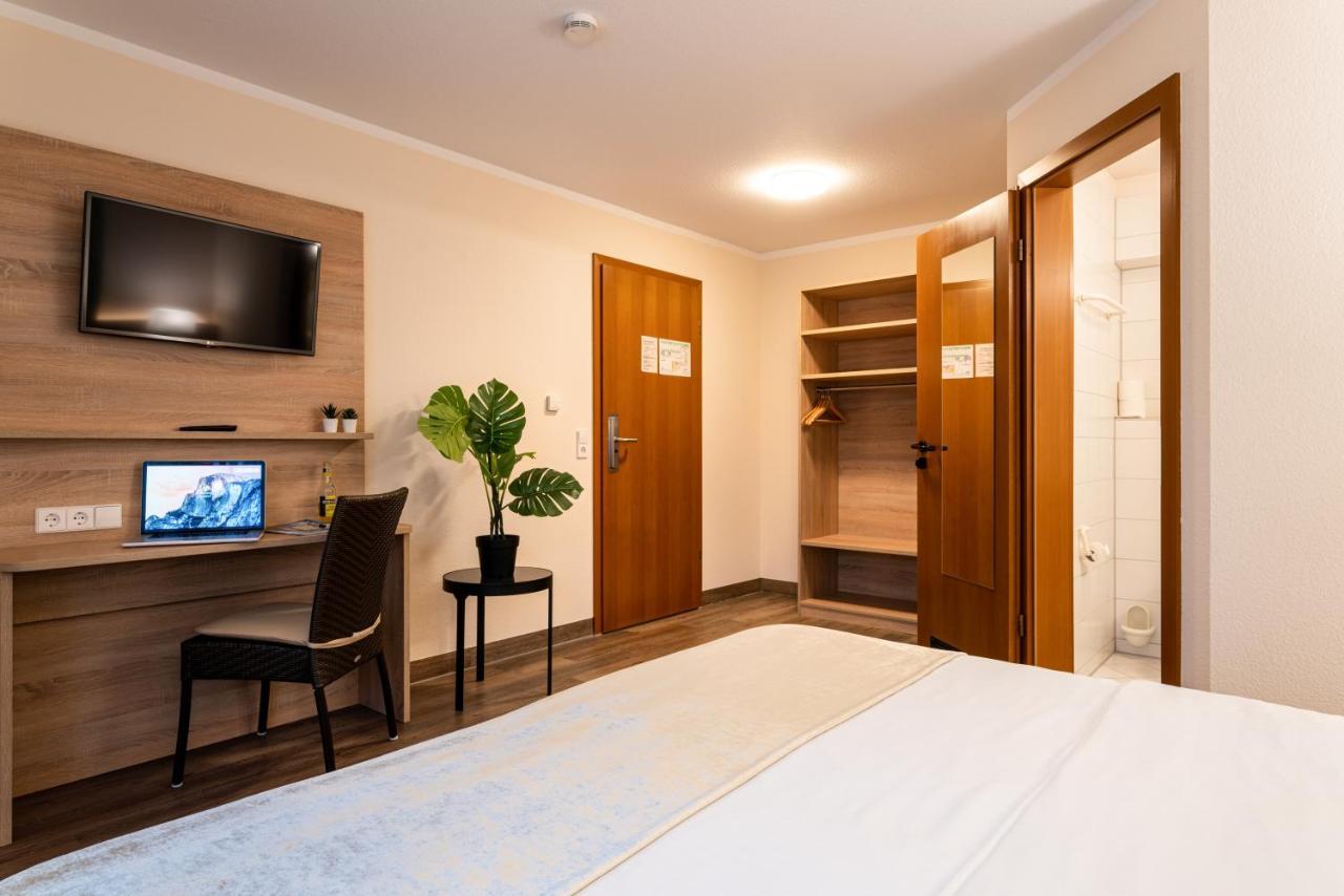1Bitcoinhotel Princess Self Check-In Plochingen Exterior foto