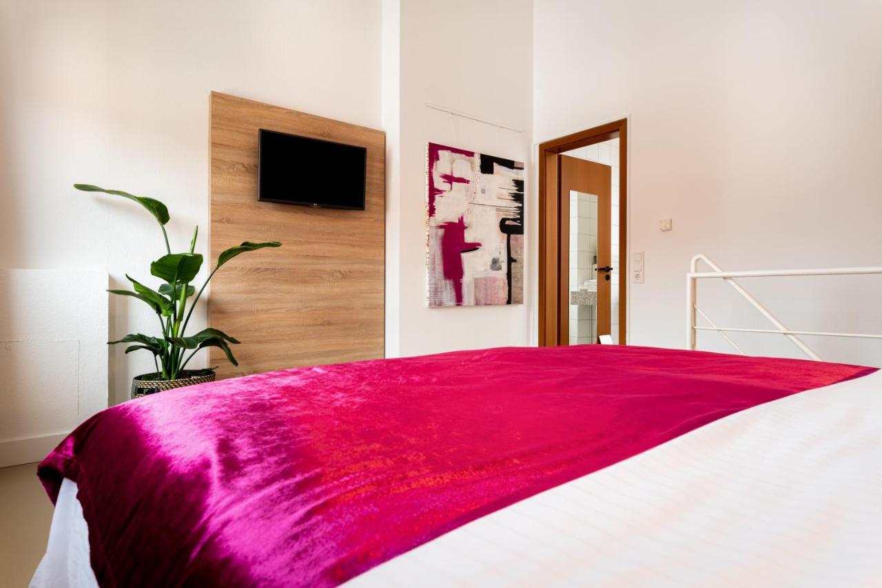 1Bitcoinhotel Princess Self Check-In Plochingen Exterior foto