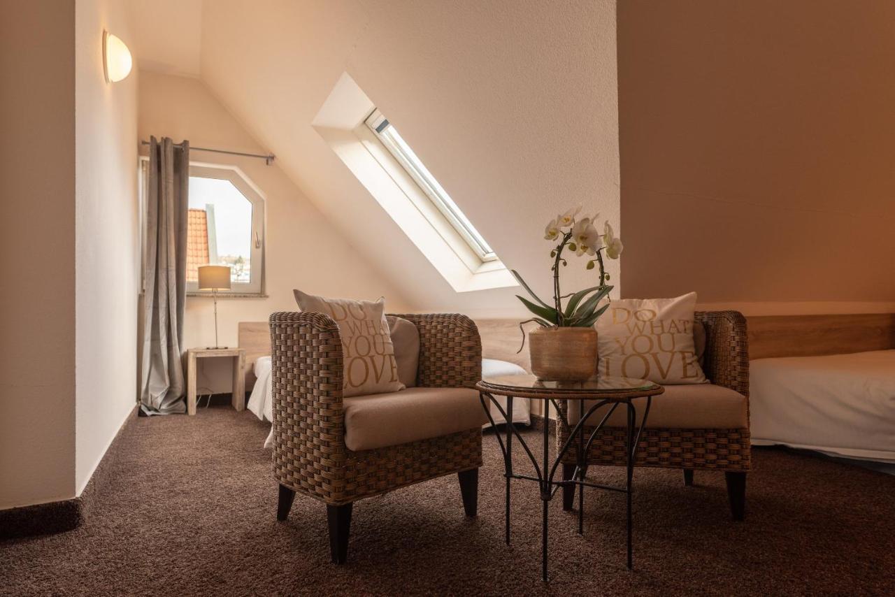 1Bitcoinhotel Princess Self Check-In Plochingen Exterior foto